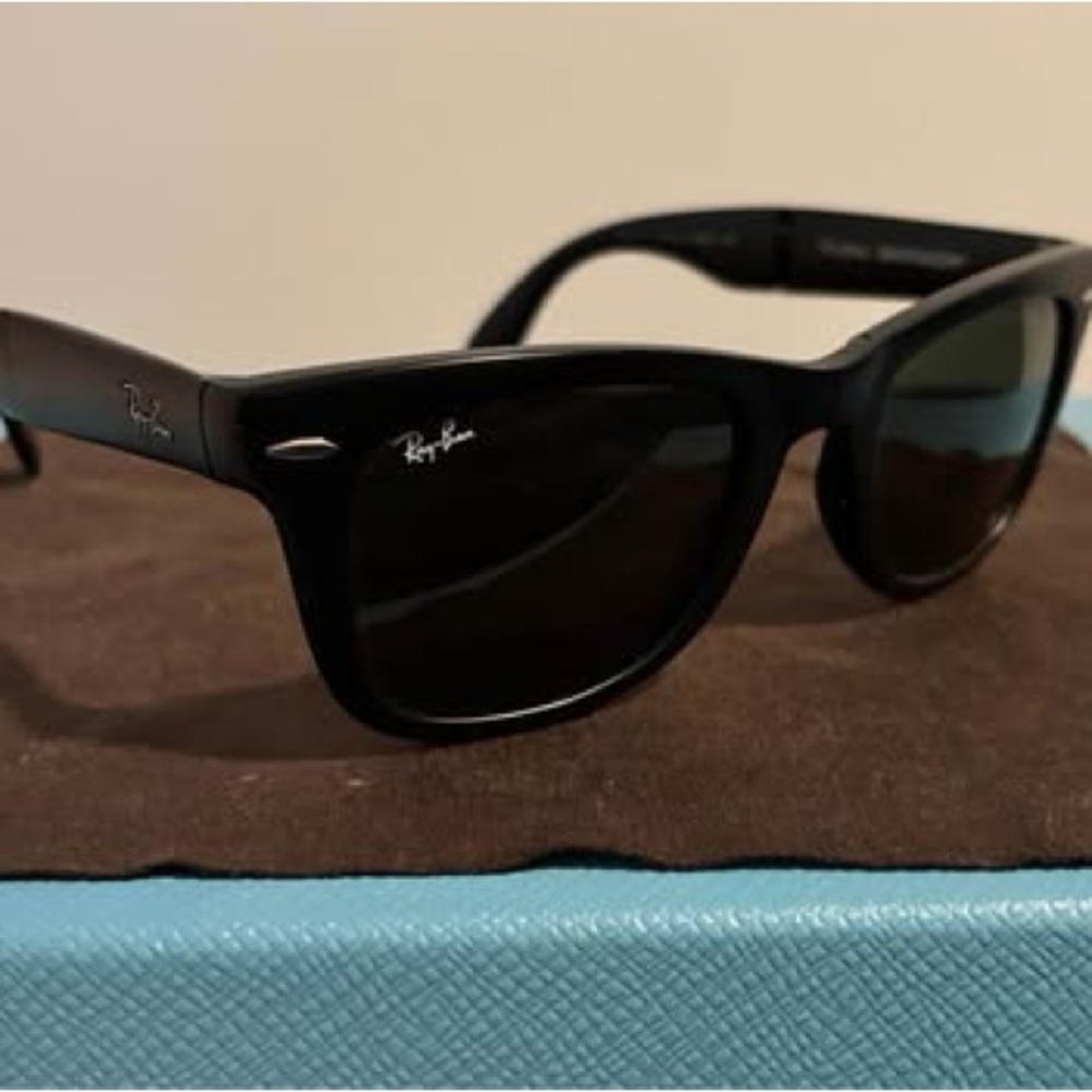 Ray-Ban folding Wayfarer Sunglasses